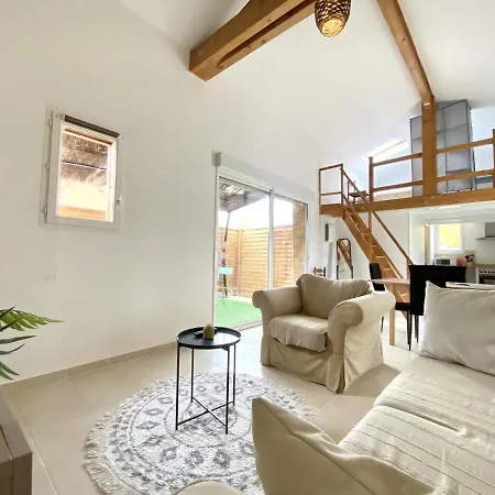 Maison Chaleureuse Proche De Toutes Commodite *